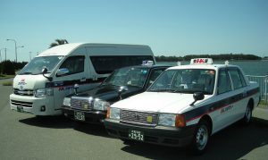 交通タクシー車両
